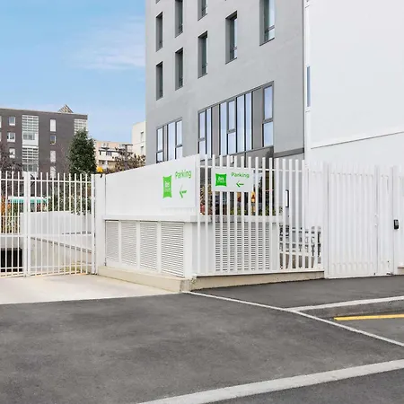 Hotel Ibis Styles Paris La Défense