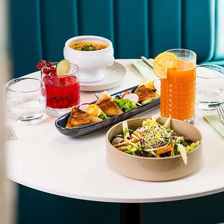Ibis Styles Paris La Defense 3* 博藏斯