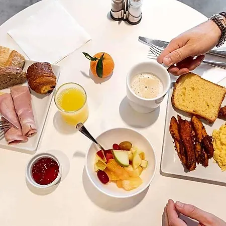Ibis Styles Paris La Defense Hotel